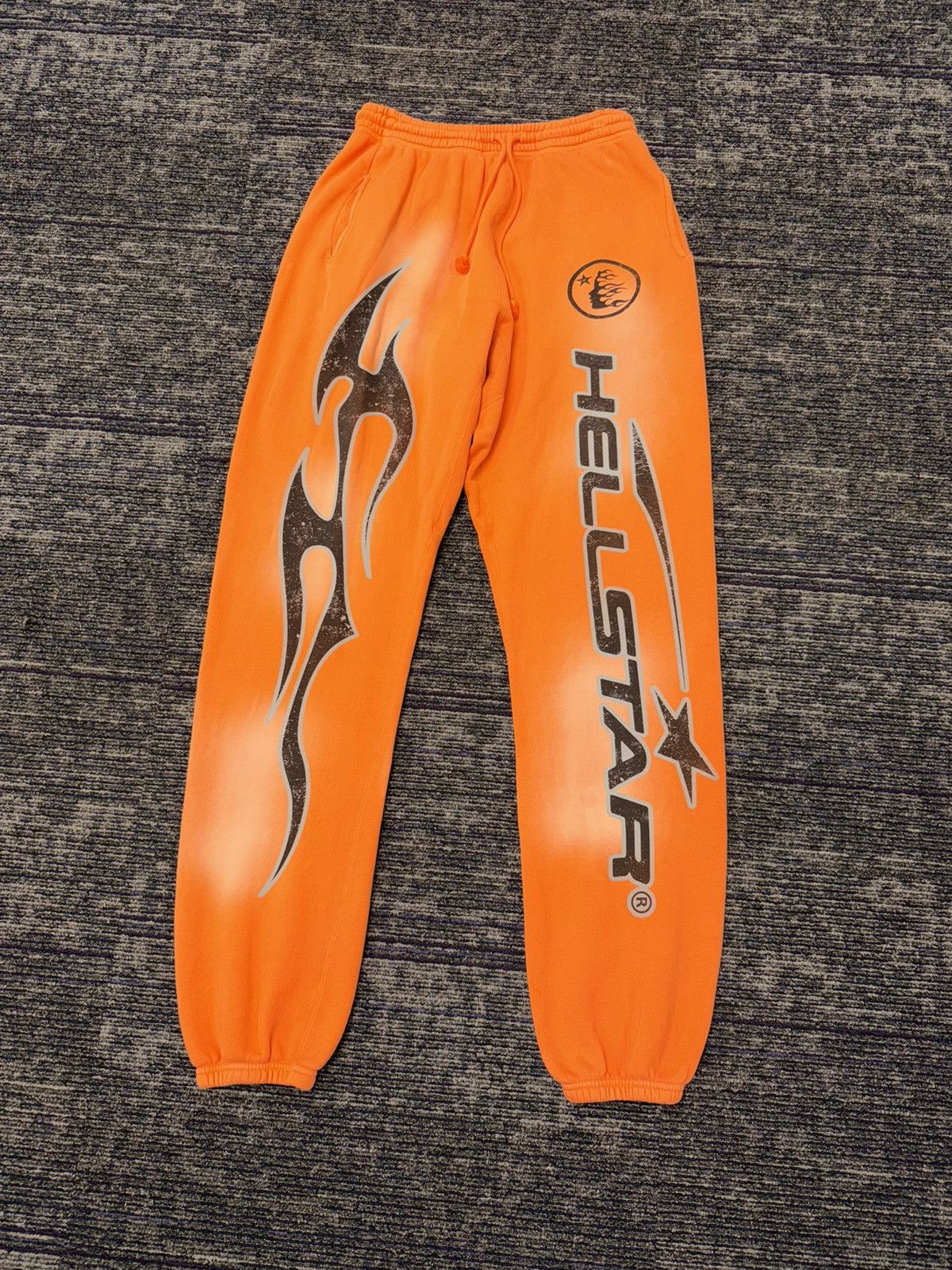 HELLSTAR Hellstar Fire Orange Closed Elastic Bottom Sweatpants Size US 35 - 1 Thumbnail