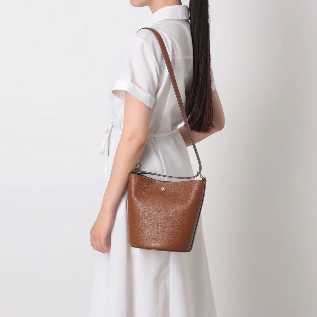 Tory Burch o1srvl11e0126 Size: OS / Blake Crossbody Bucket Bag in Brown Size ONE SIZE - 2 Thumbnail