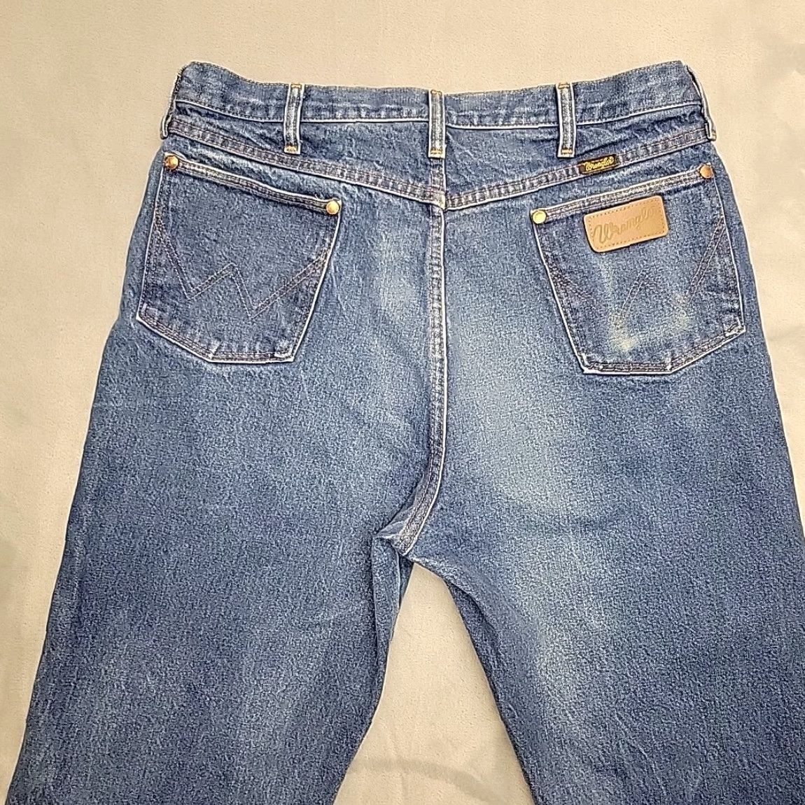 Wrangler Vintage Wrangler Jeans Mens 36x36 Faded Whiskered Denim Cowboy Made in USA Pants Size US 36 / EU 52 - 5 Thumbnail