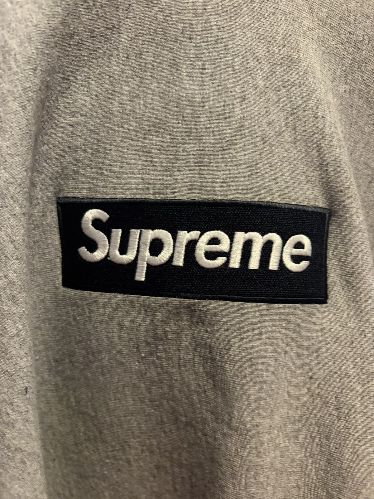 Supreme Supreme Box Logo “Navy on Gray” FW25 Size US XXL / EU 58 / 5 - 2 Thumbnail