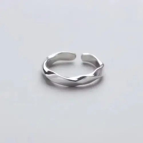 Jewelry × Vintage Minimalist Silver Plated Ring Jewelry Loop Geometric Size ONE SIZE - 2 Thumbnail