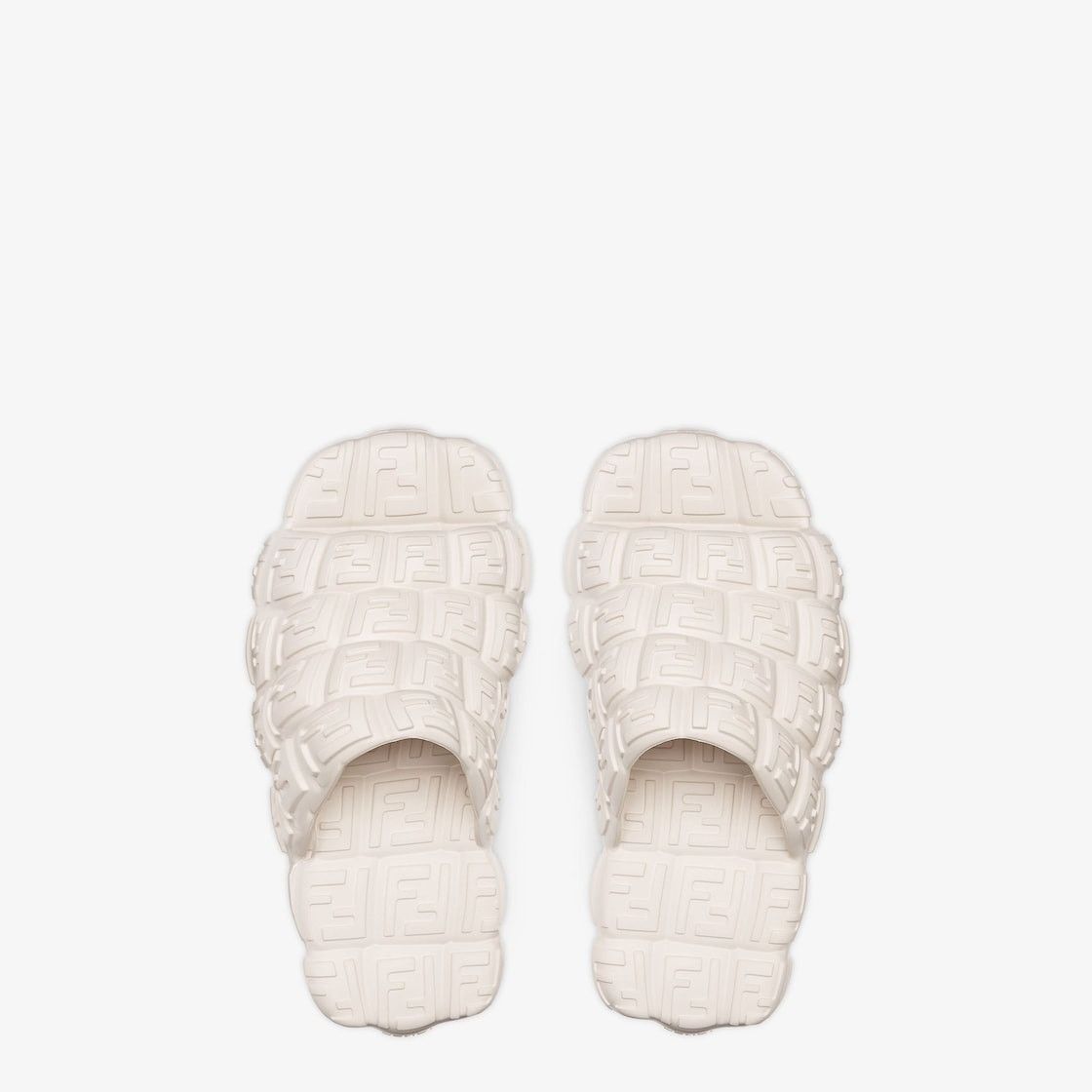 Fendi o1s1wg110525 Slides in Ecru Size US 8 / EU 41 - 3 Thumbnail