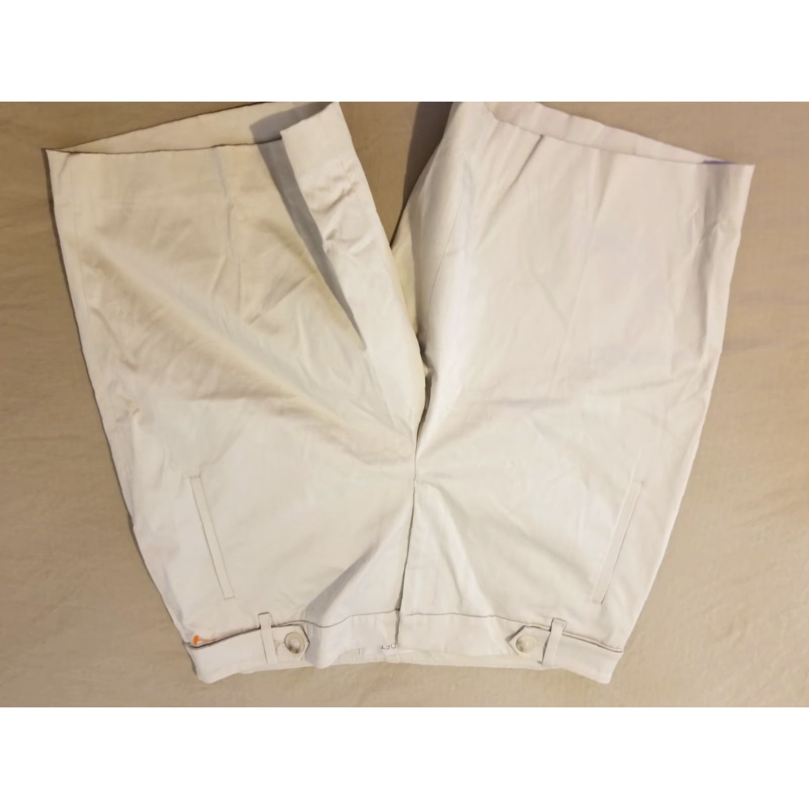 Ann Taylor Womens Ann Taylor Shorts Chino 12 Beige Cotton Flat Front Mid Rise Pockets Casual Shirt? Size 34" / US 12 / IT 48 - 2 Thumbnail