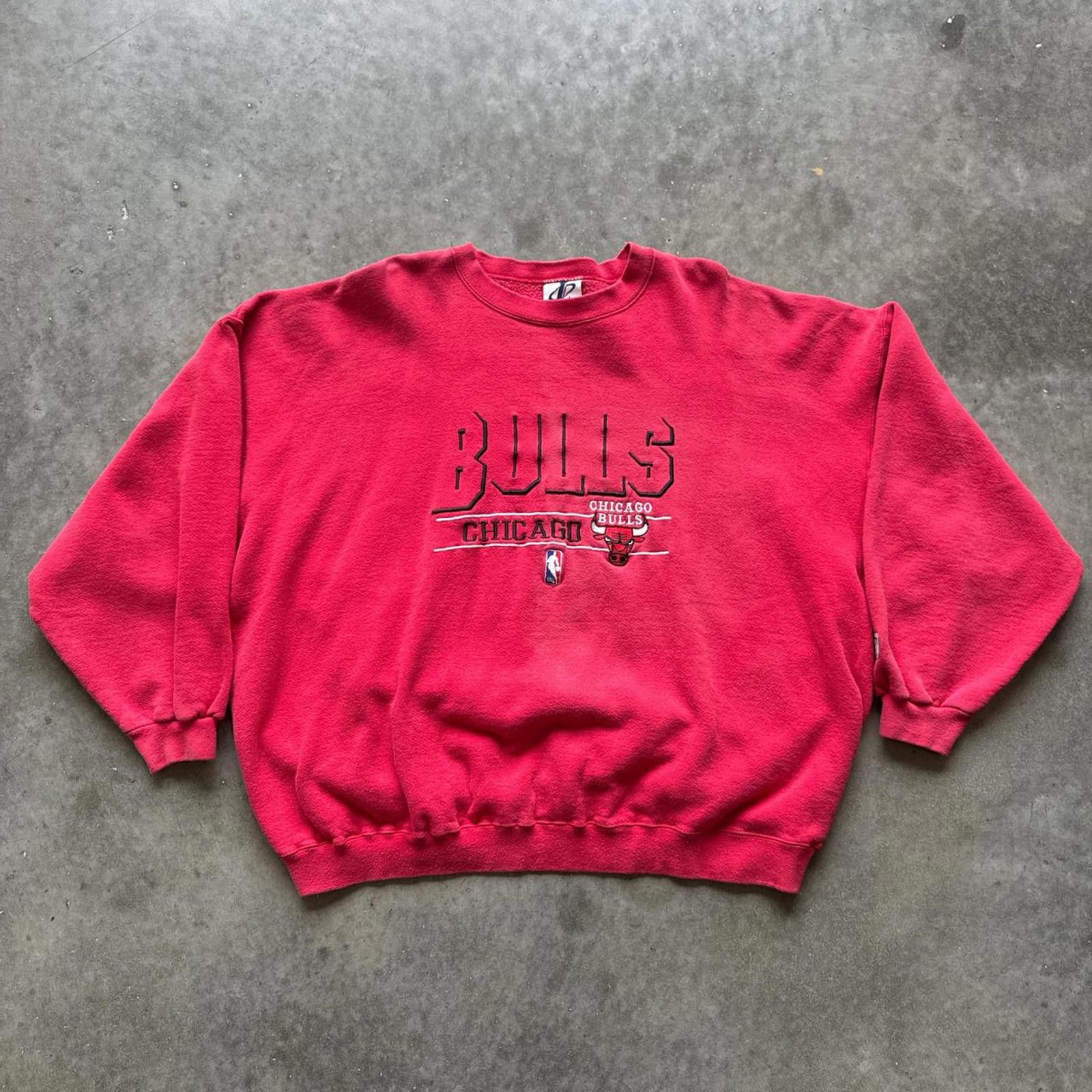 Logo Athletic Chicago Bulls Red Vintage Logo Athletic Crewneck Sweatshirt Size US XXL / EU 58 / 5 - 1 Thumbnail