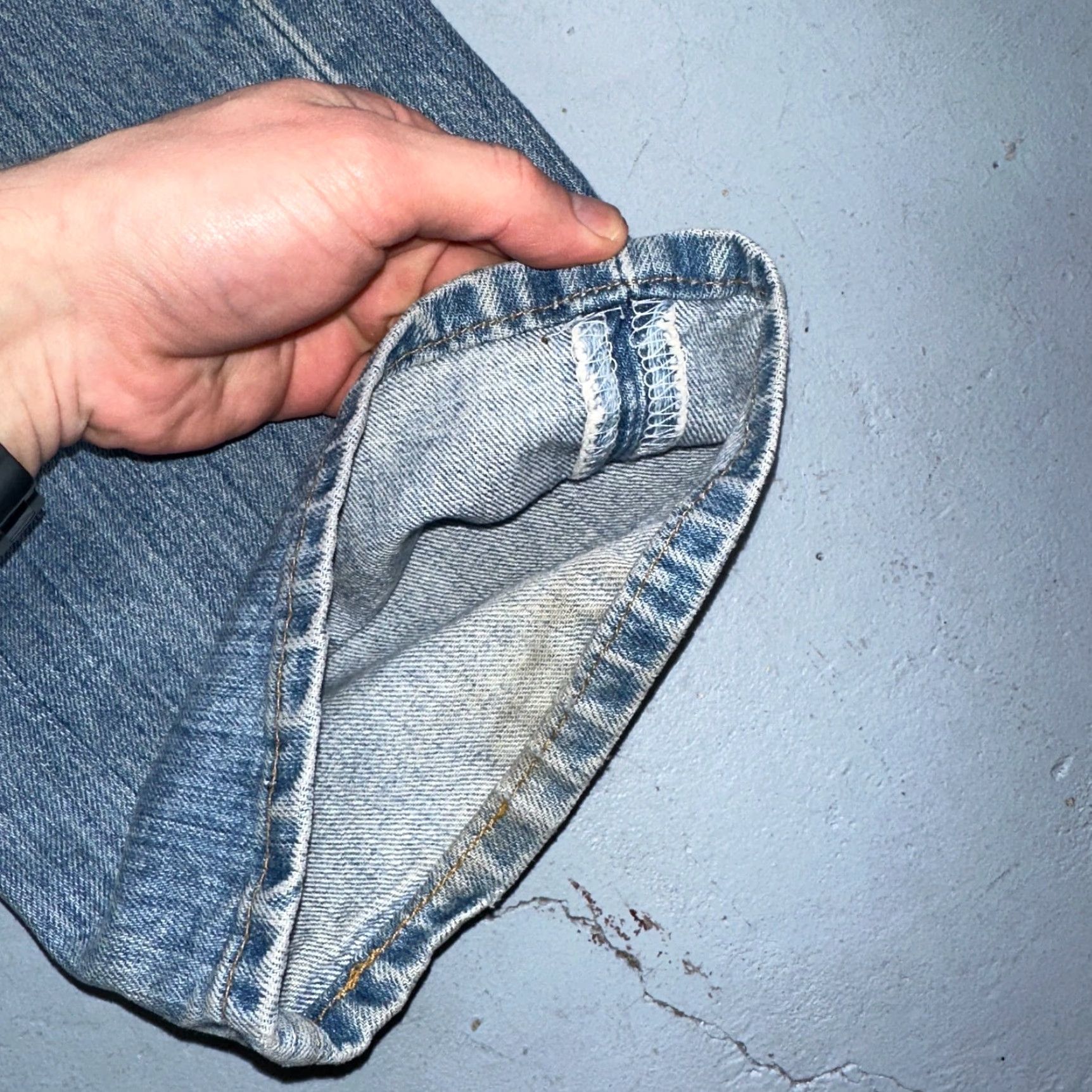 Levi's VINTAGE Levi's 501 Jeans Men Straight 90s USA Blue Light Wash 38x32 Regular 38x32 Denim Cotton Mid Rise 501 Series Size US 38 / EU 54 - 4 Thumbnail