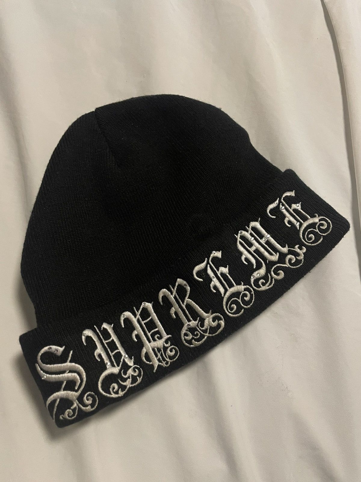 Supreme Old English Beanie | Grailed