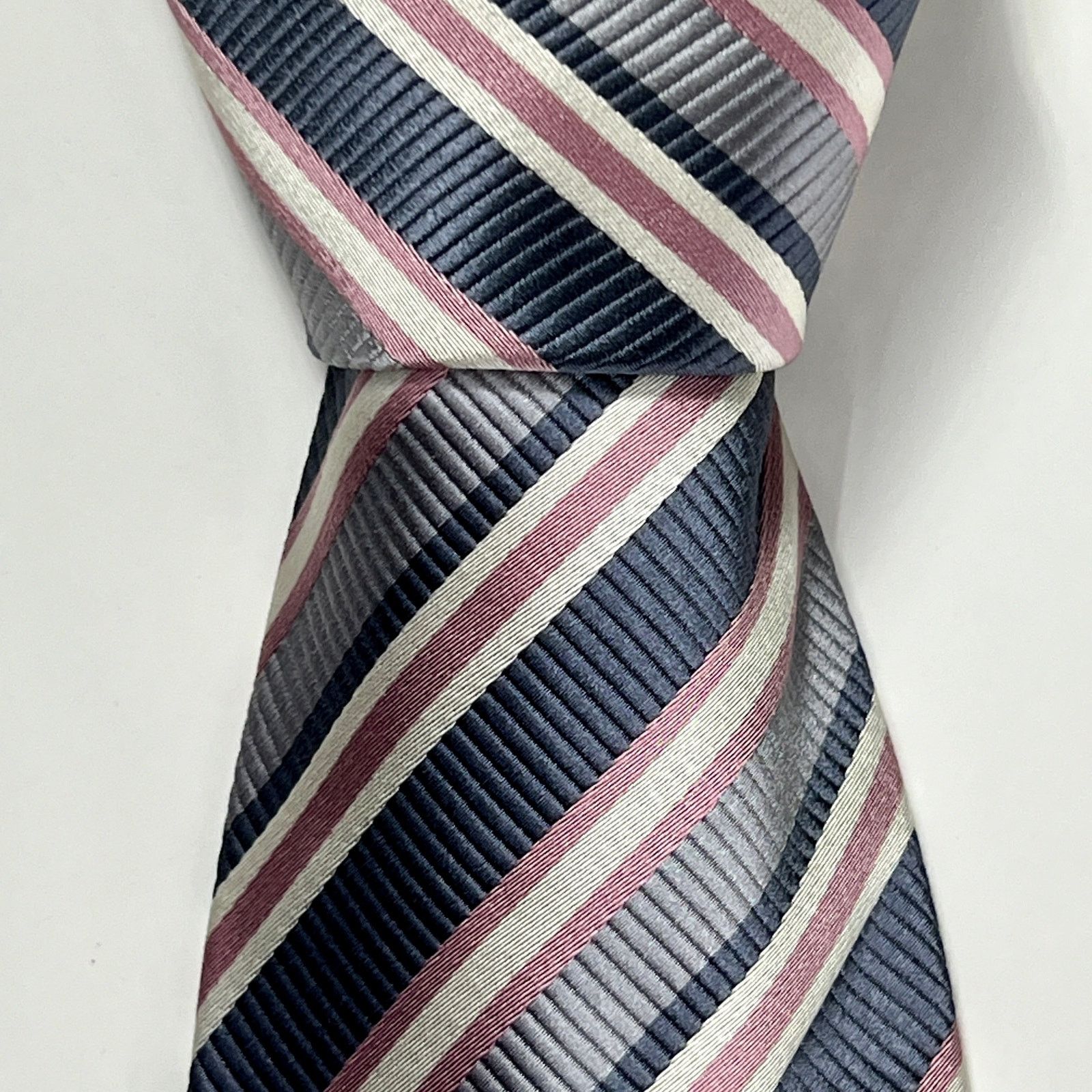 Donald Trump Donald Trump Signature Men Necktie Grey Striped Silk Tie Size ONE SIZE - 1 Thumbnail