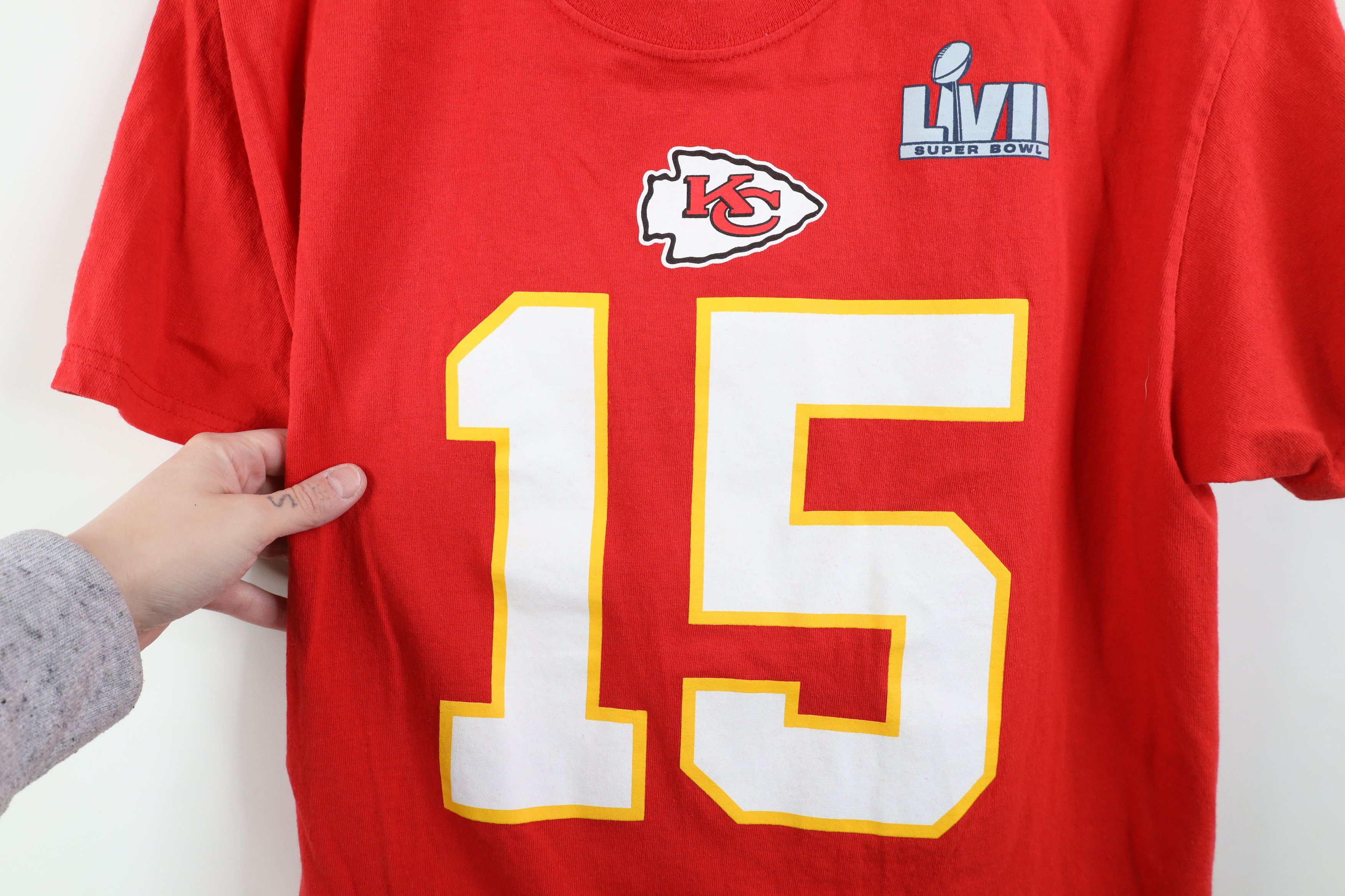 Vintage NFL LVII Patrick Mahomes Kansas City Chiefs Jersey T-Shirt Size US L / EU 52-54 / 3 - 4 Thumbnail