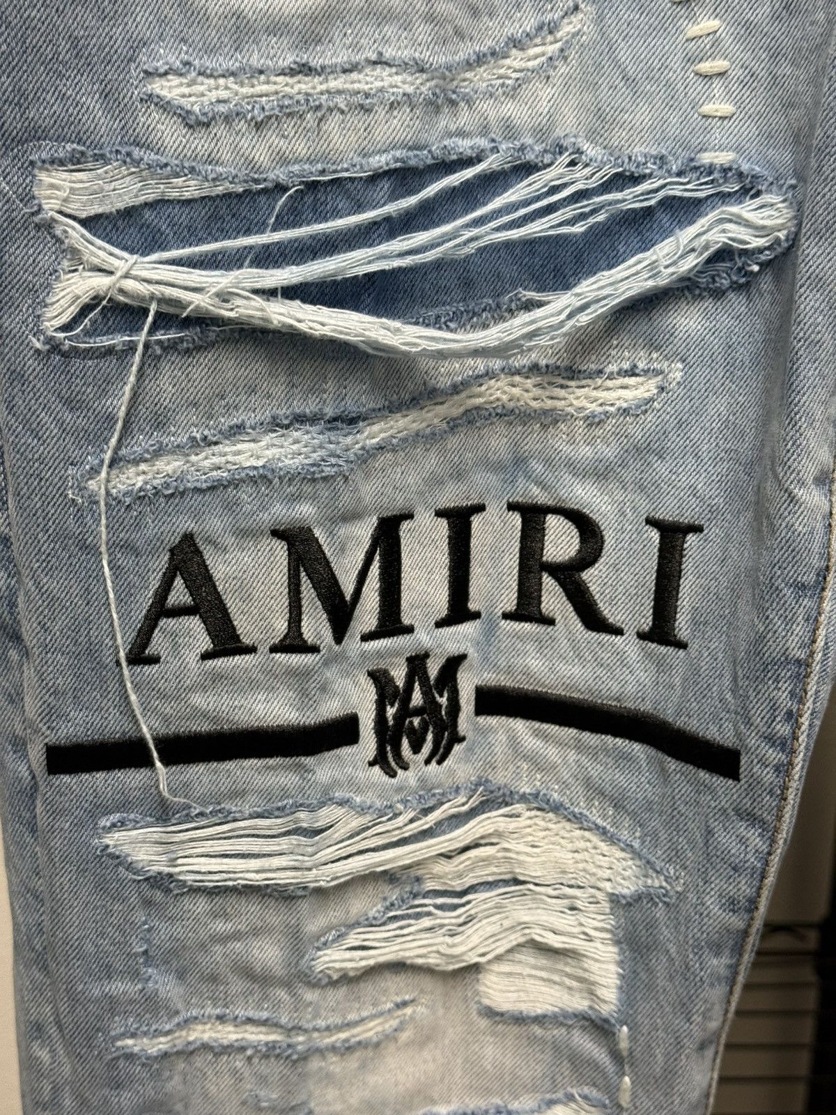Amiri Amiri Logo light blue distressed Denim jeans Size US 32 / EU 48 - 3 Thumbnail