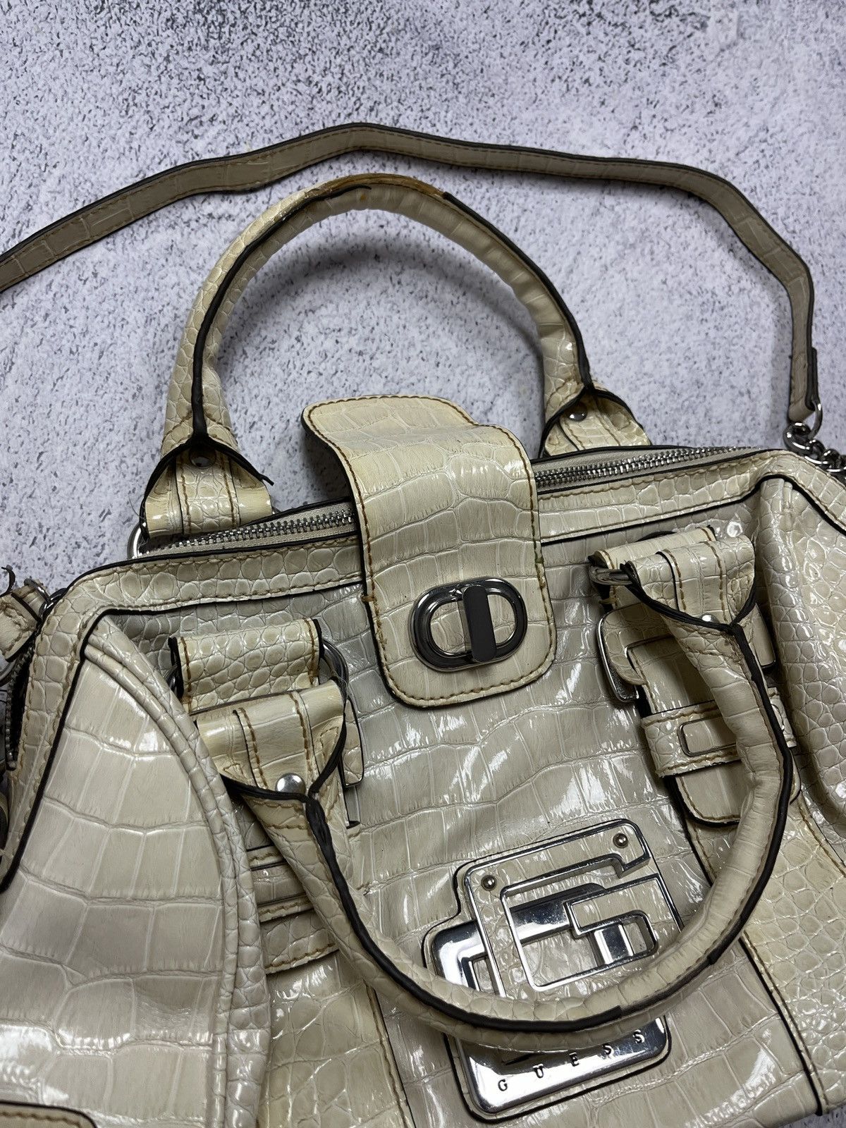 Guess Guess Vintage Buckle Logo Shoulder Bag 00’s Y2k Avant Garde Size ONE SIZE - 16 Thumbnail