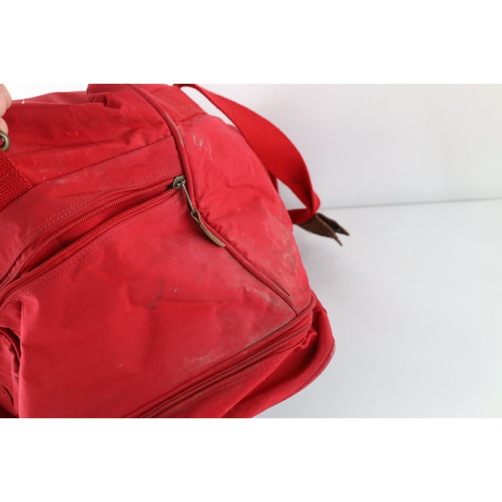 Marlboro Vintage 90s Marlboro Distressed Spell Out Handled Duffel Bag Size ONE SIZE - 8 Thumbnail