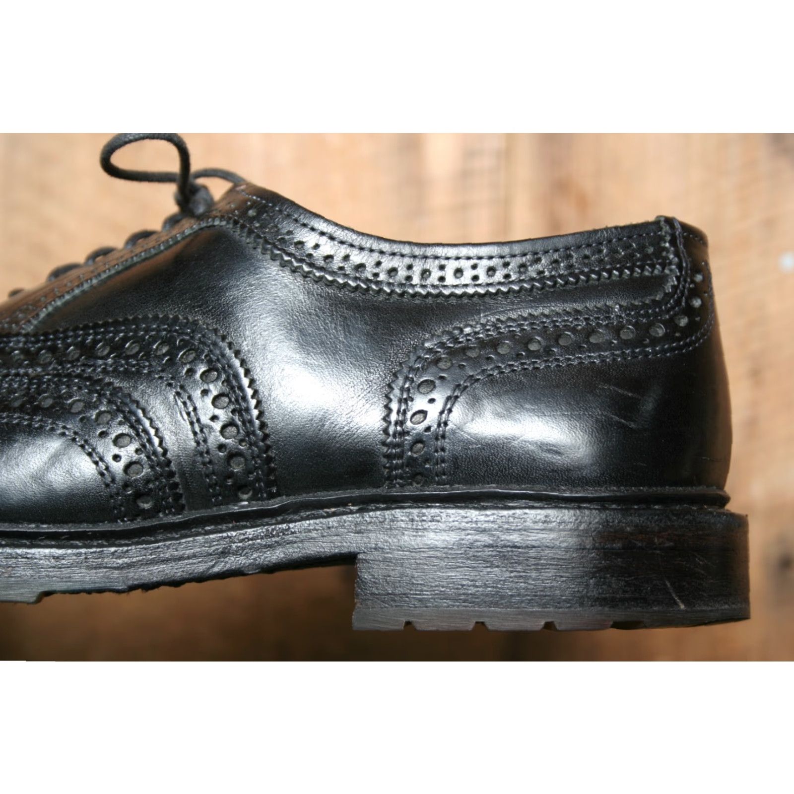 Allen Edmonds ALLEN EDMONDS McTavish Black Leather Brogue Wingtip Oxfords Sz. 9D Mens Dress Shoes Lace Up Size US 9 / EU 42 - 7 Thumbnail