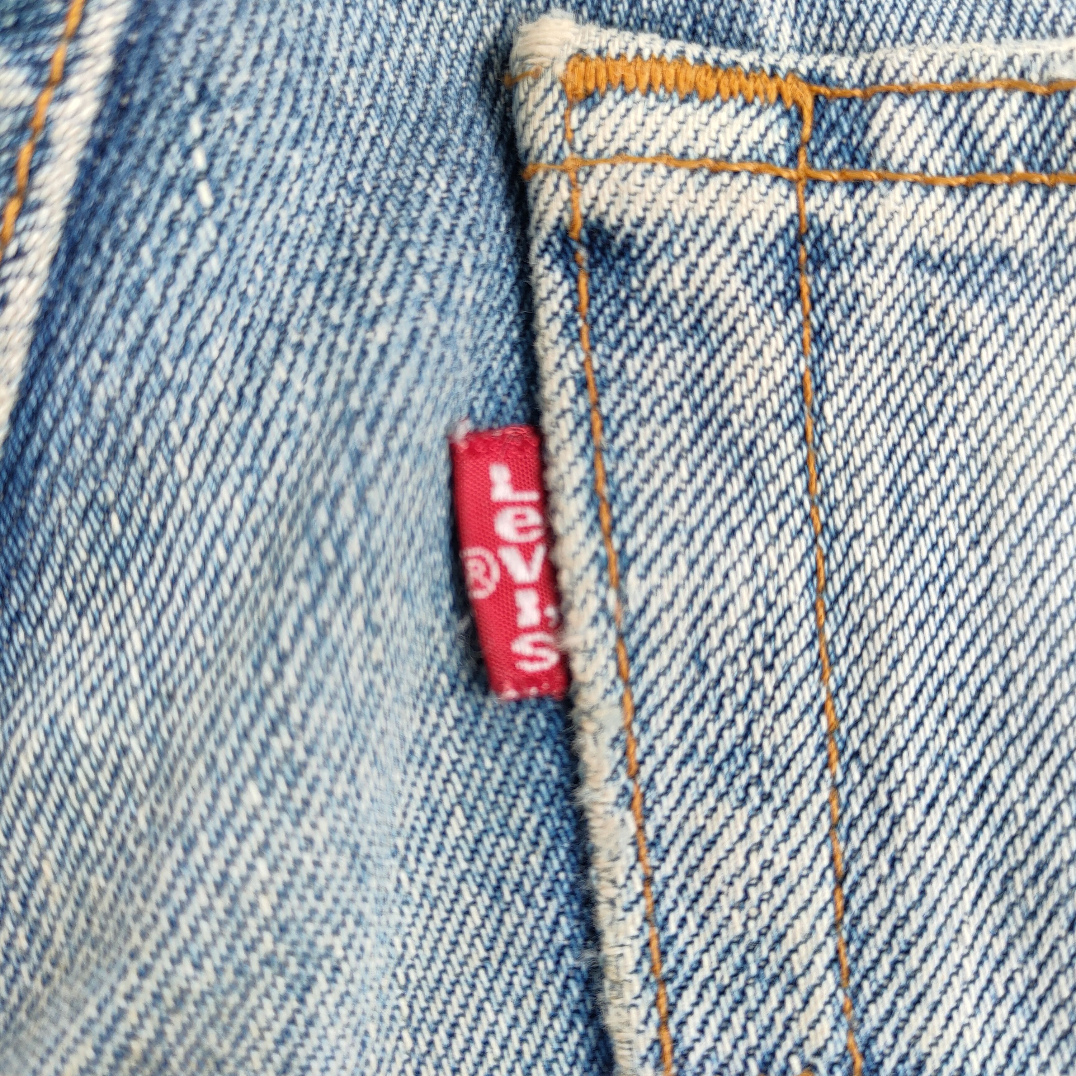 Levi's Vintage Clothing Vintage Levis 505 Faded Distressed denim jeans pants Size US 28 / EU 44 - 12 Thumbnail