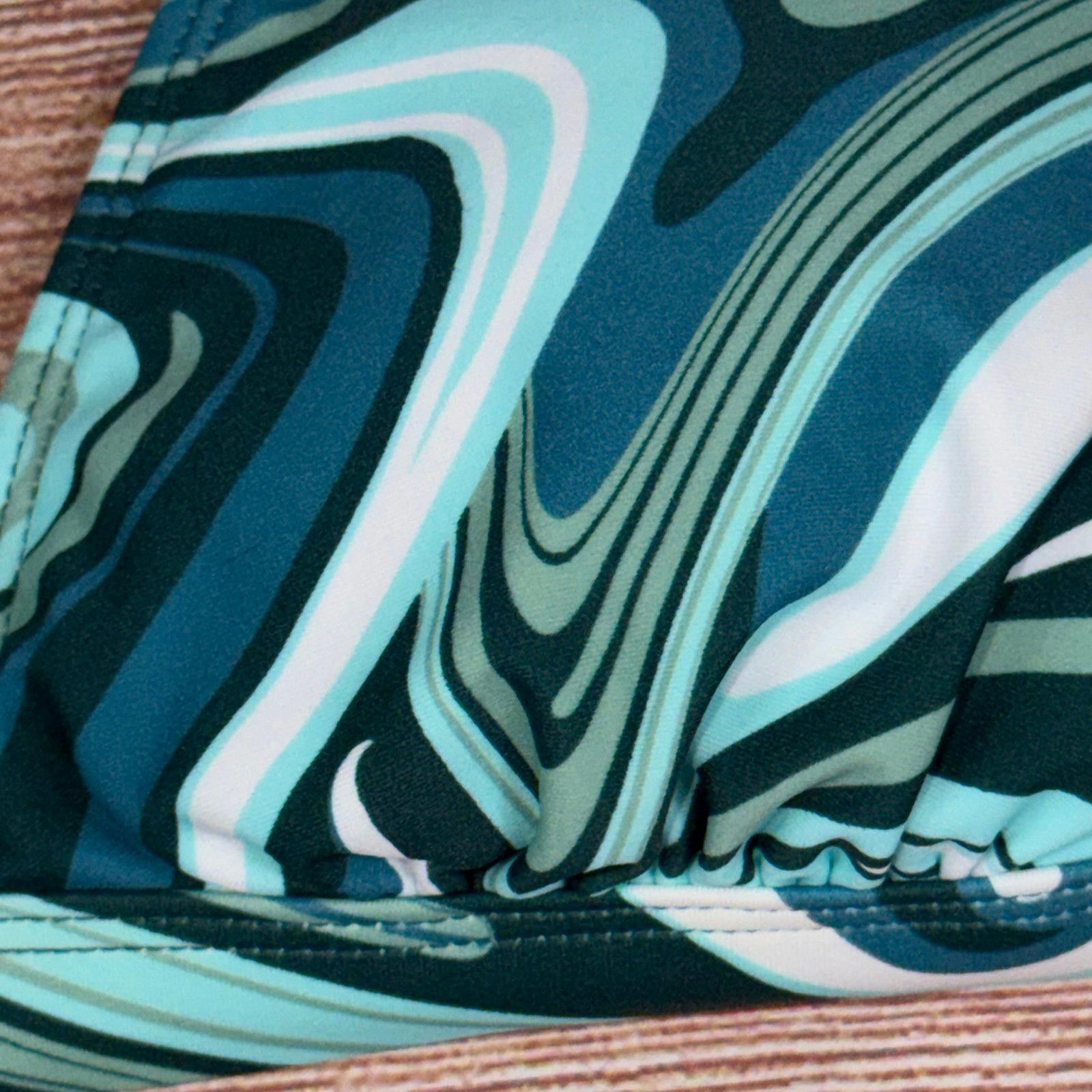 Other Xhilaration Large 8/10 Swirl Pattern Bikini Top NWT Size ONE SIZE - 3 Thumbnail