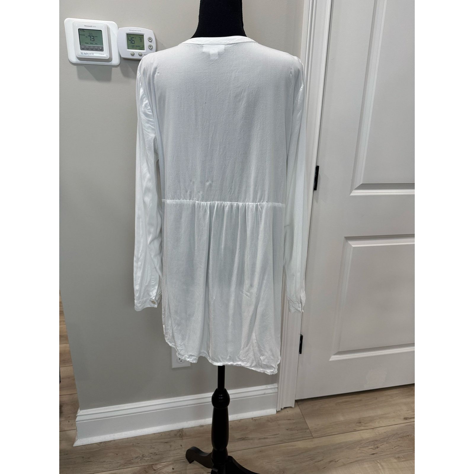 J. Jill J. Jill Tunic Top Shirt Lightweight Rayon Summer Medium Size M / US 6-8 / IT 42-44 - 2 Thumbnail
