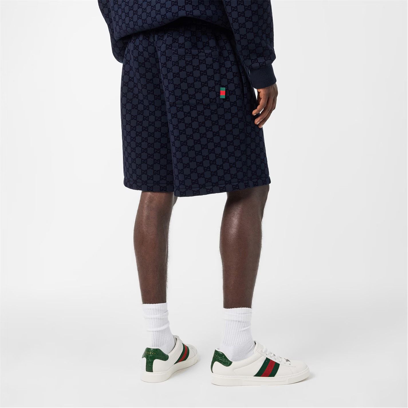 Gucci o1g2r1mq0426 Classic Fit Fleece Jogger Shorts in Navy Size US 34 / EU 50 - 4 Thumbnail