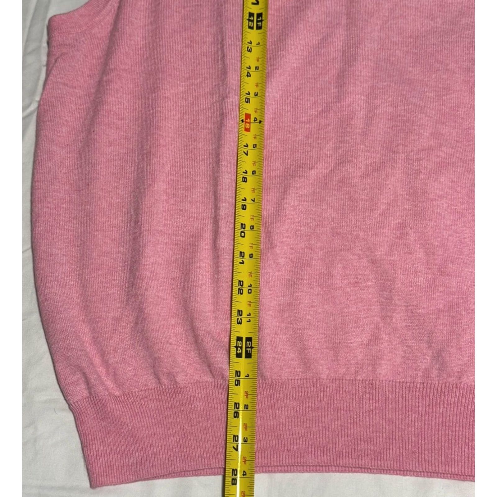 Peter Millar VINTAGE Peter Millar Vest Mens XL Pink Pullover V-Neck Sweater Golf Cashmere Blend Size US XXL / EU 58 / 5 - 4 Thumbnail