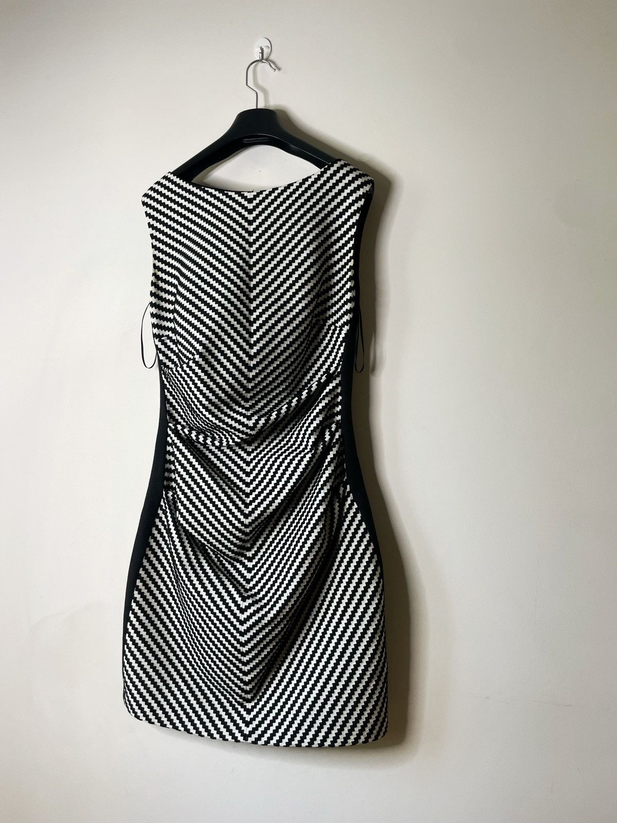 Designer Talbot Runhof Dress Black White Striped Pencil Sleeveless Size M / US 6-8 / IT 42-44 - 3 Thumbnail