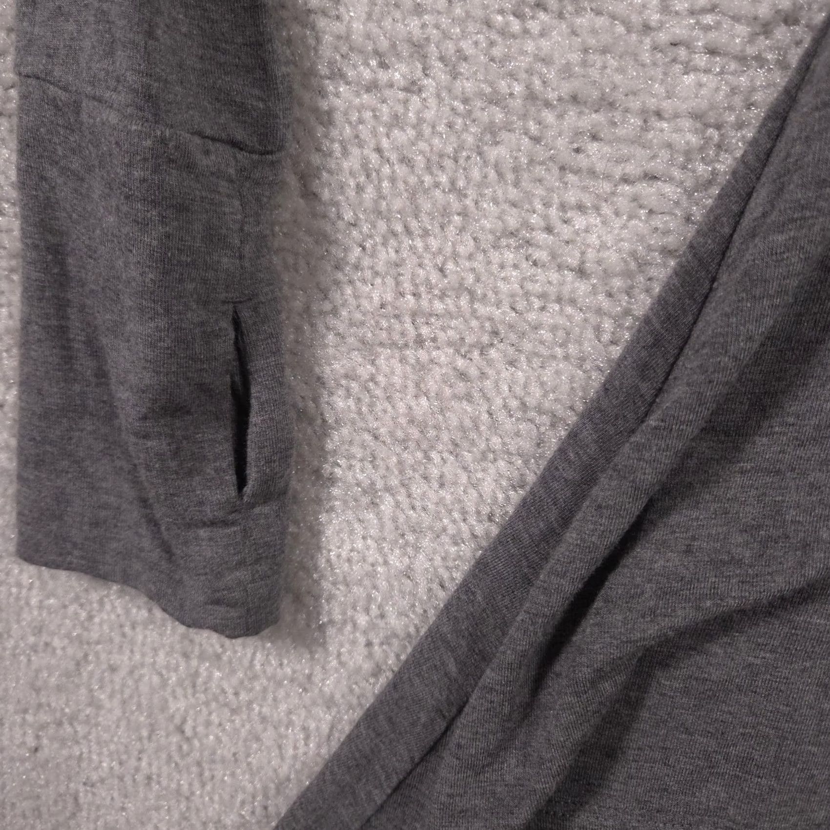 Vintage Cuddl Duds Shirt Womens Small Gray Cowl Neck Long Sleeve Tunic Top Stretch Size S / US 4 / IT 40 - 5 Thumbnail