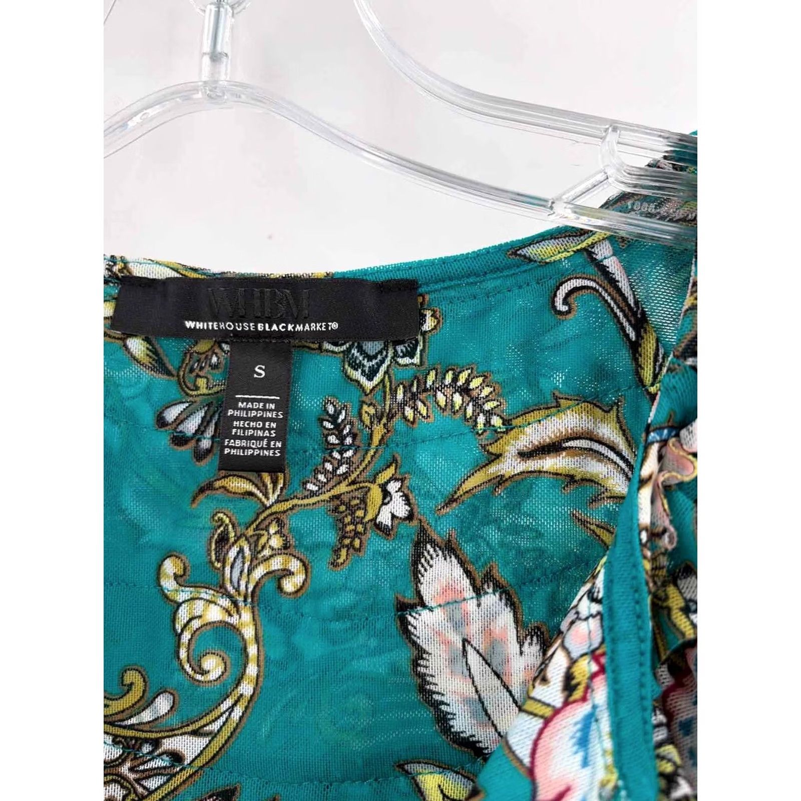 Vintage Pre-Owned WHBM Green Size Small Blouse Size S / US 4 / IT 40 - 3 Thumbnail