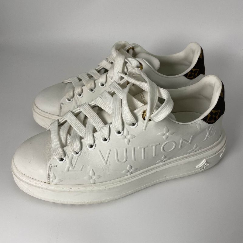 Louis Vuitton Louis Vuitton White Low-Top Fashion Sneakers 0079 Size US 8 / IT 38 - 1 Thumbnail