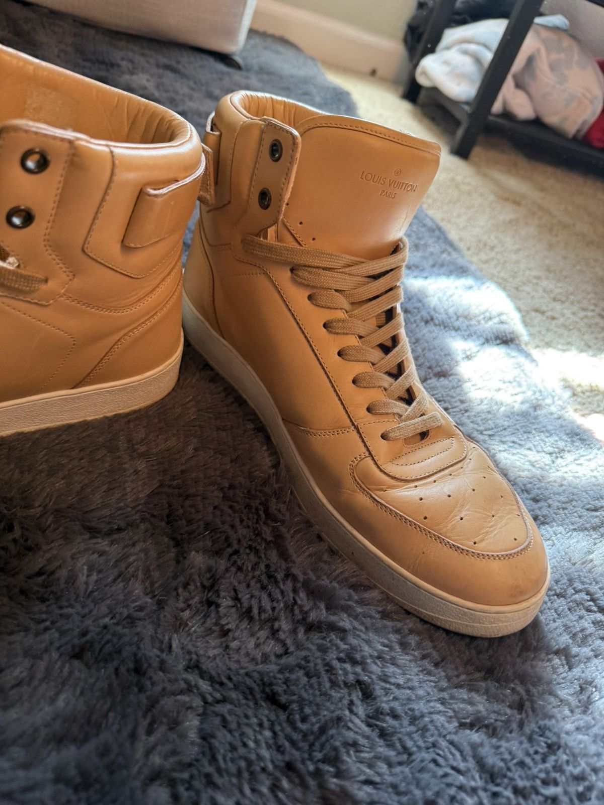 Louis Vuitton Louis Vuitton Natural Vegan Tan Leather Rivoli High Top Size US 9.5 / EU 42-43 - 8 Thumbnail