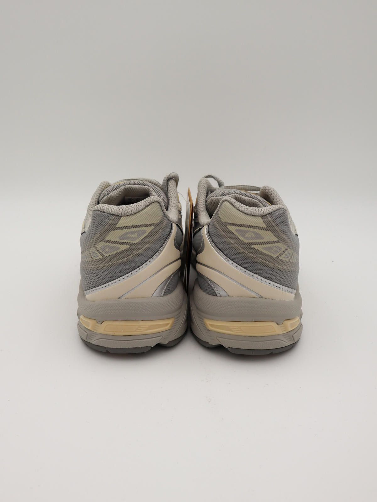 Asics ASICS Gel‑1130 Oyster Grey – 1201A783‑021 – Grey Trainers Size US 5 / EU 37 - 8 Thumbnail