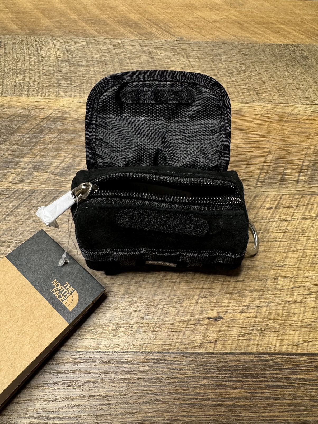 Supreme × The North Face The North Face Supreme Suede Base Camp Duffle Keychain FW23 Size ONE SIZE - 2 Thumbnail