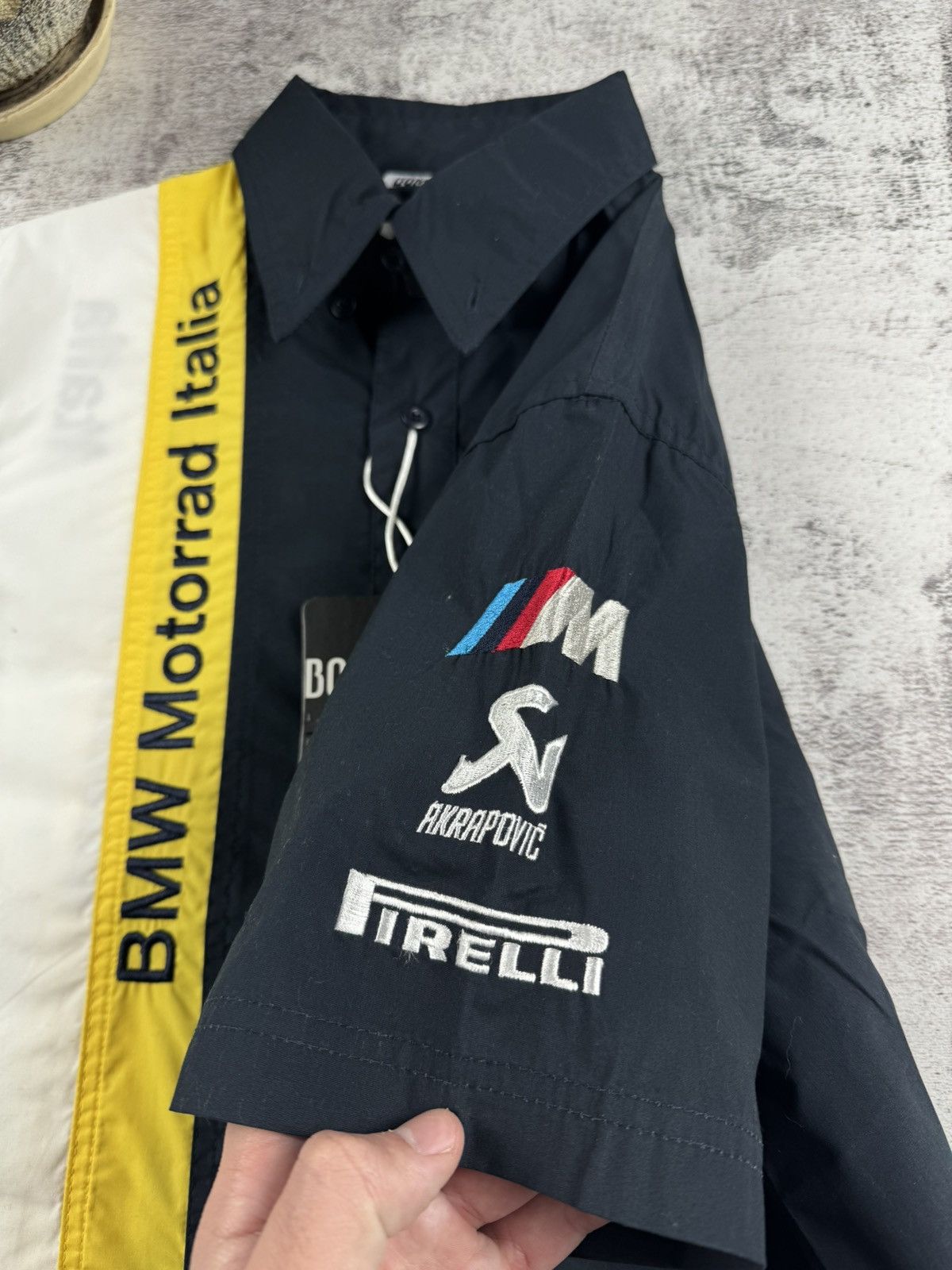 Bomboogie Vintage Bomboogie Formula 1 F1 Motorrad Button NEW Shirt Tee Size US S / EU 44-46 / 1 - 12 Thumbnail