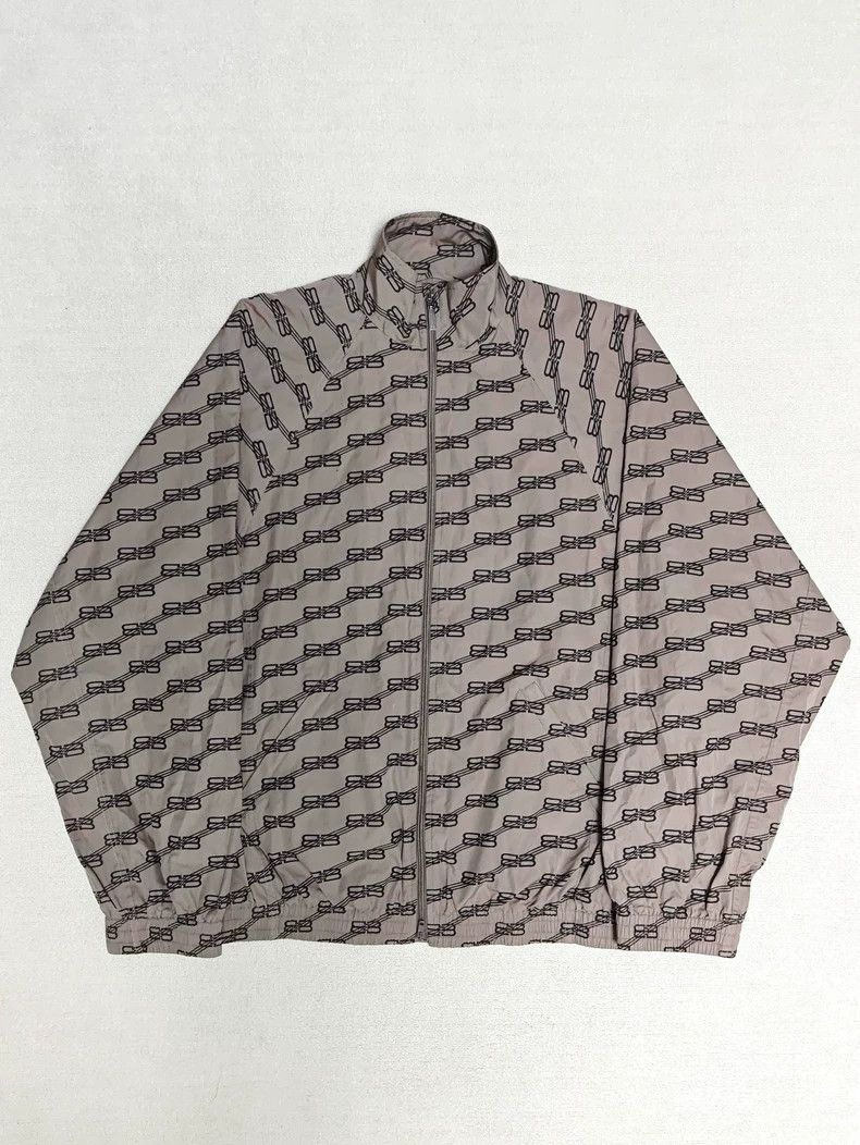 Balenciaga Balenciaga Monogram Print Jacket Outerwear - dmc Size US XS / EU 42 / 0 - 1 Thumbnail