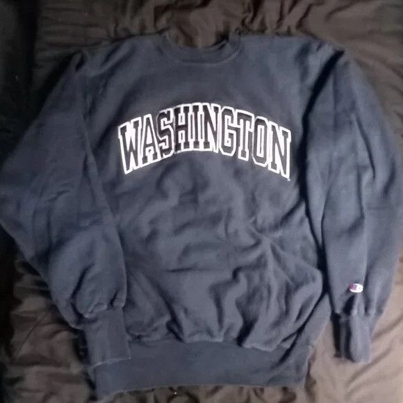 Champion Vintage Champion Reverse Weave Washington Huskies Sweatshirt Size US XXL / EU 58 / 5 - 2 Thumbnail