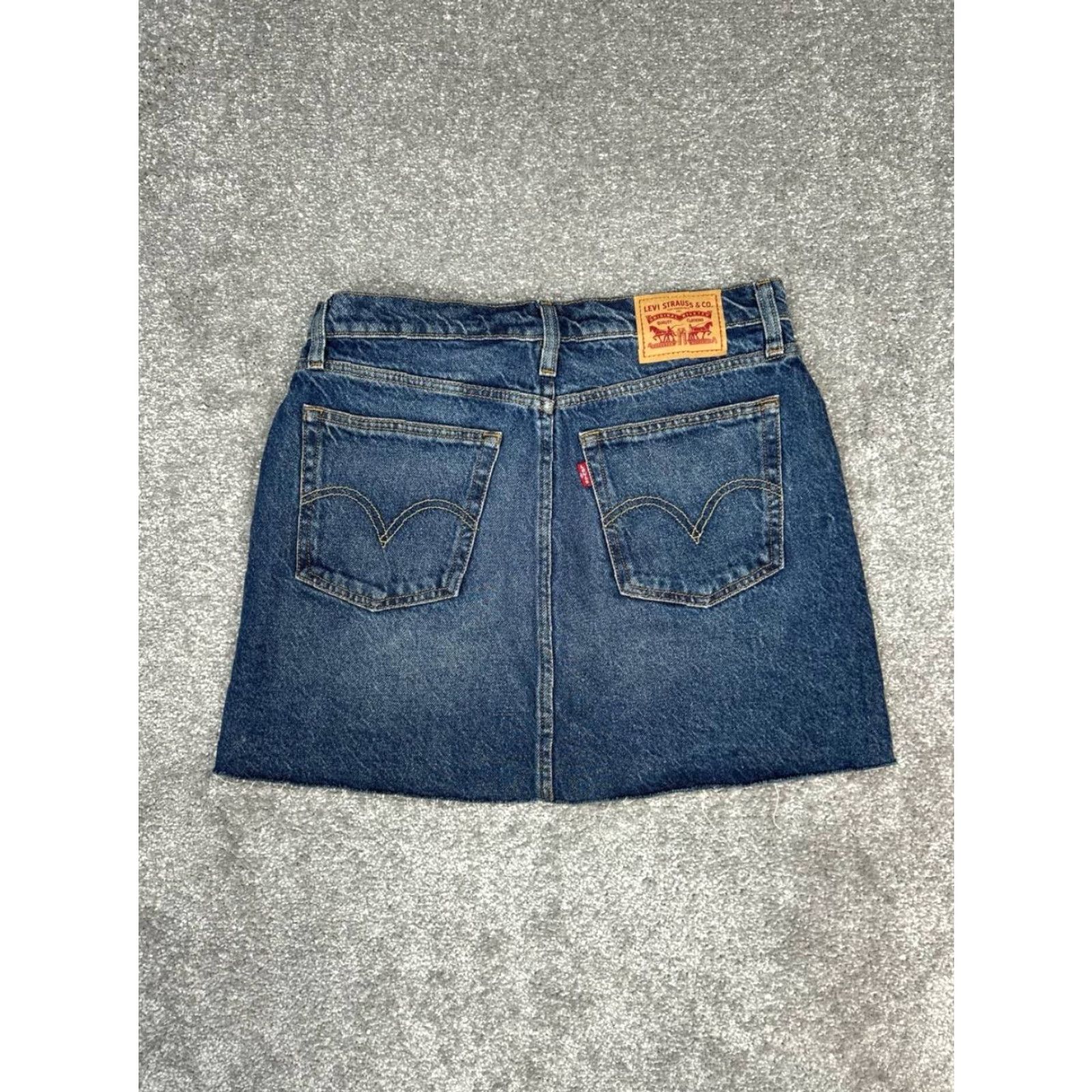 Levi's Levi's Skirt Womens 28 Blue Mini Deconstructed Denim Cotton Beaded Logo Button Pockets Size 28" / US 6 / IT 42 - 2 Thumbnail