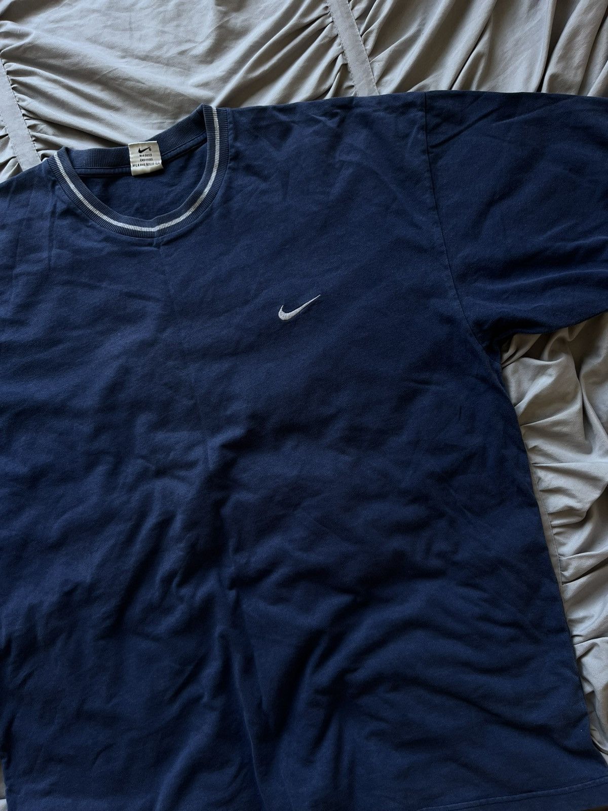 Nike Vintage T Shirt Nike Faded Streetwear OG Swoosh Boxy Fit XL Size US XL / EU 56 / 4 - 3 Thumbnail