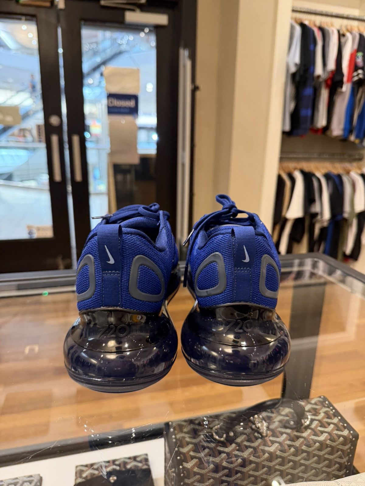 Nike Nike Air Max 720 - Midnight Navy Size US 9.5 / EU 42-43 - 6 Thumbnail