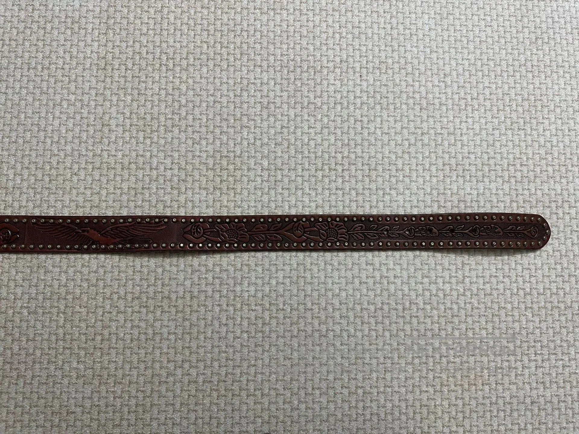 Polo Ralph Lauren Ralph Lauren Carved Rivet Leather Belt. Size ONE SIZE - 4 Thumbnail