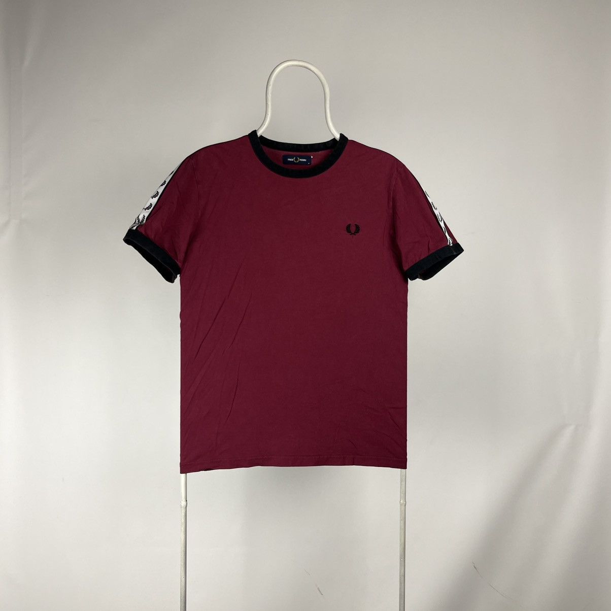 Fred Perry Fred Perry tshirt sleeve logo size Medium Size US M / EU 48-50 / 2 - 1 Thumbnail