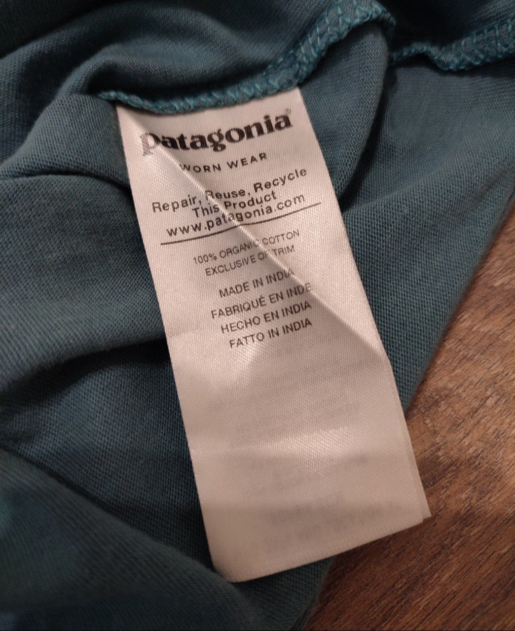 Patagonia Patagonia Flying Fish Organic T-Shirt size S Size US S / EU 44-46 / 1 - 9 Thumbnail