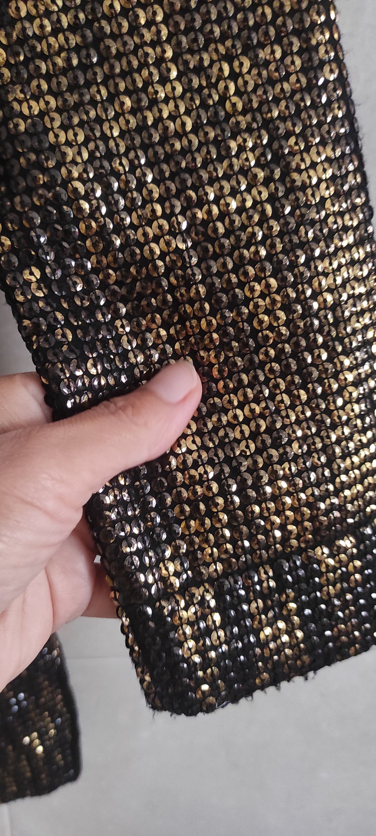 Zara ZARA Jumpsuit Gold Sequin Black Metallic Long Sleeve Romper Size 26" / US 2 / IT 38 - 12 Thumbnail