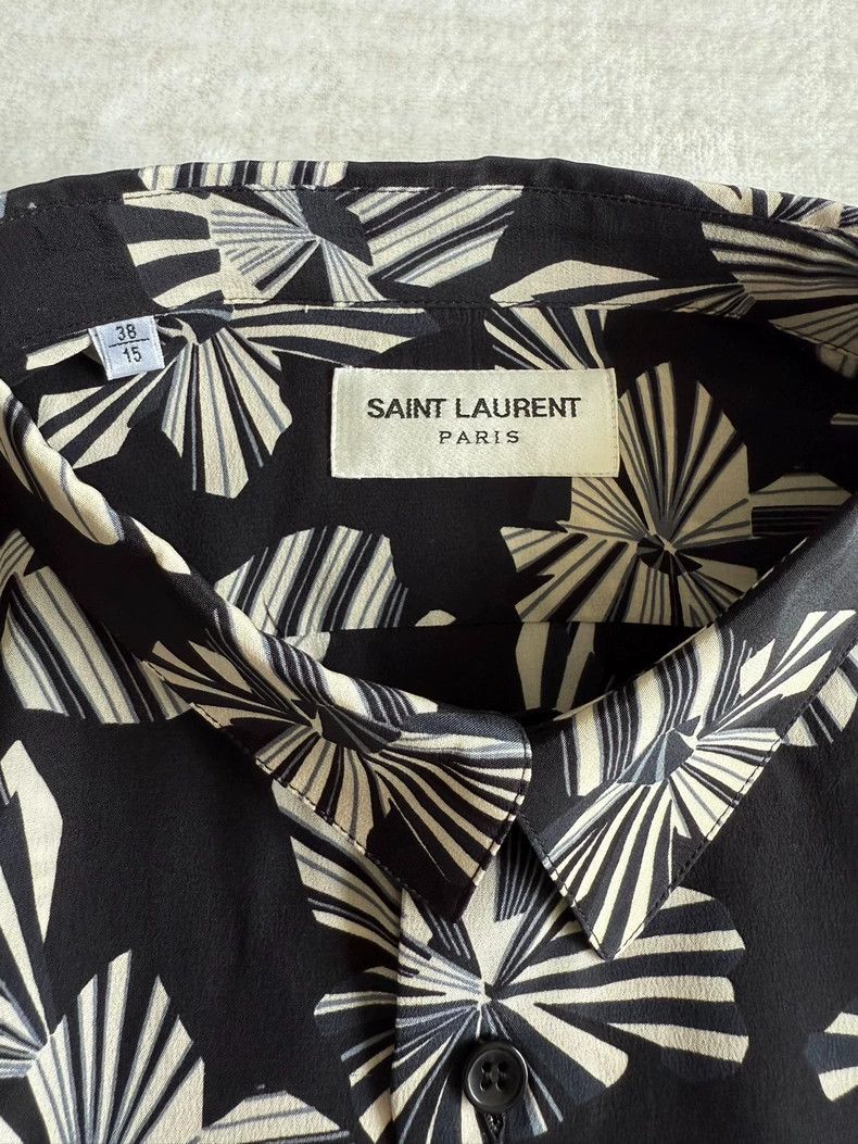 Saint Laurent Paris Saint laurent paris size 38 Floral Shirt 2506-Nextarrow Size US M / EU 48-50 / 2 - 2 Thumbnail