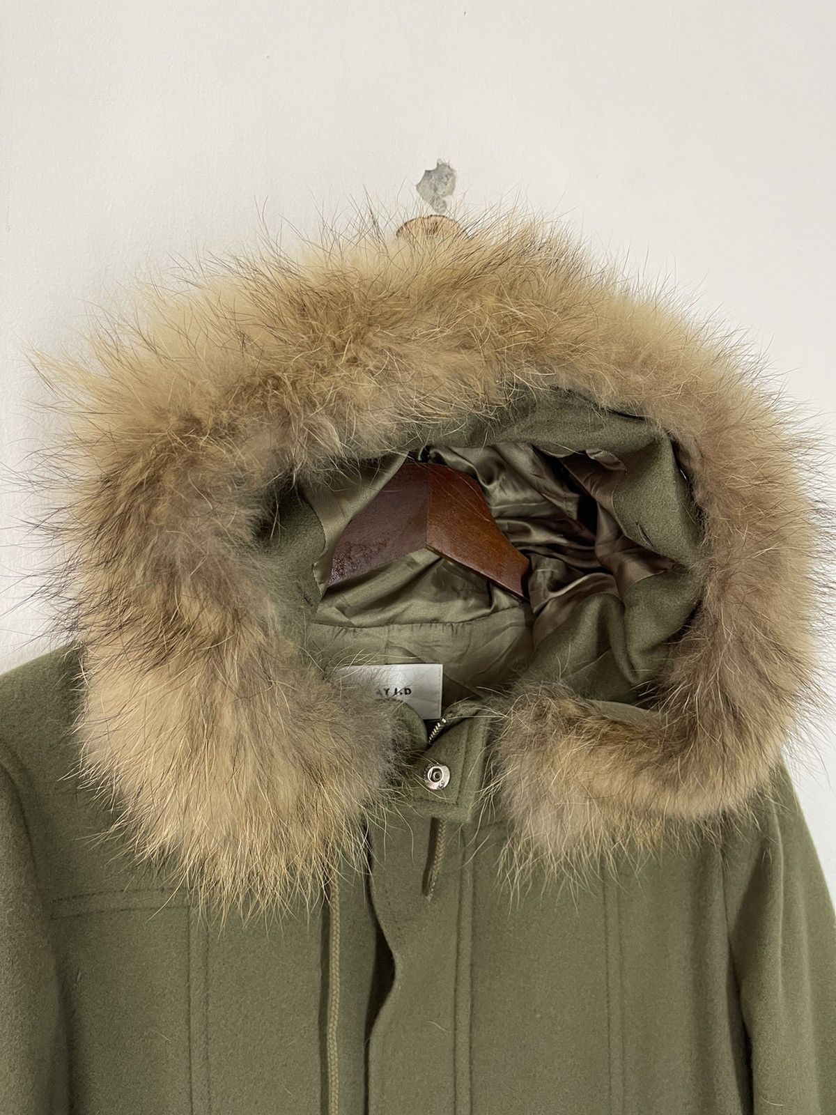 Japanese Brand VINTAGE RACCOON FUR HOODIES FRAY I.D WOOL PARKAS Size US L / EU 52-54 / 3 - 4 Thumbnail