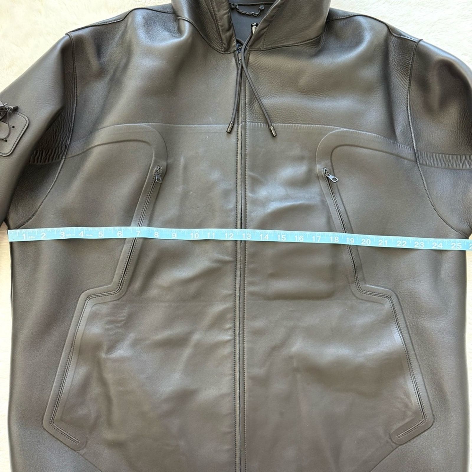 Louis Vuitton NEW!!! Louis Vuitton leather jacket size 56 FR/ 46 US 8500$ Size US XL / EU 56 / 4 - 8 Thumbnail