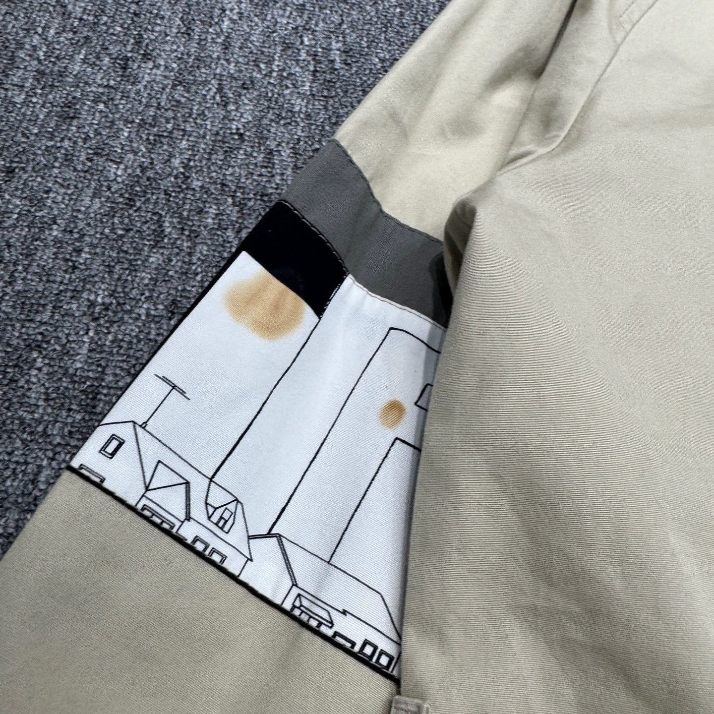 Prada Prada Comic Paneled Coat Size 48 95 New Size US M / EU 48-50 / 2 - 7 Thumbnail