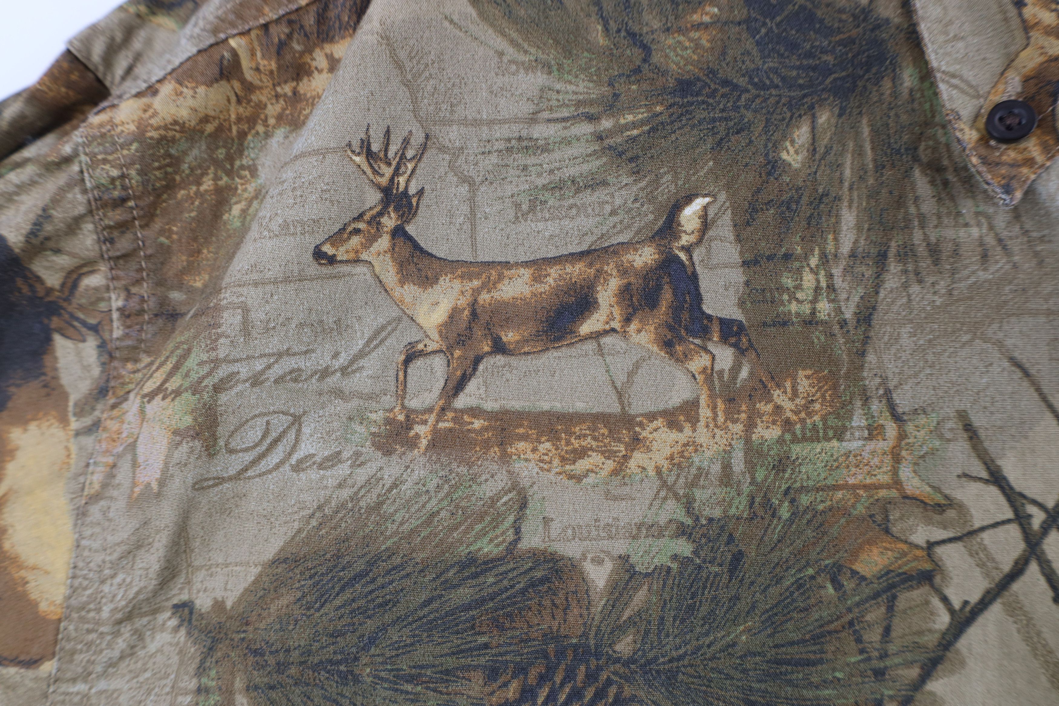 Columbia × Vintage Vintage Columbia Over Print Whitetail Deer Buck Button Shirt Size US M / EU 48-50 / 2 - 6 Thumbnail