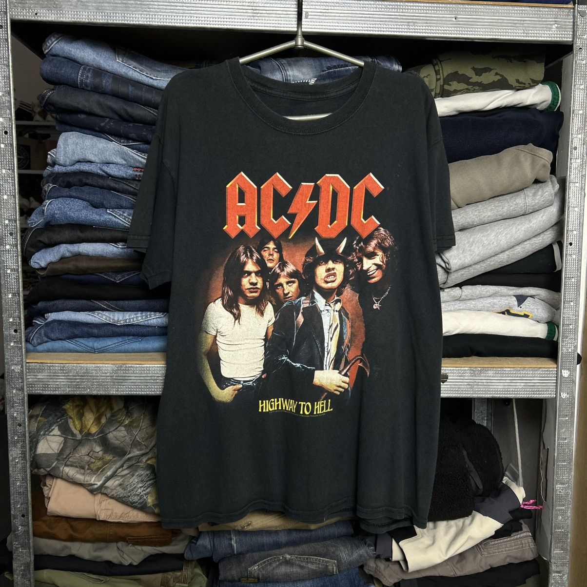 Band Tees Vintage Ac/Dc Big Logo Rock Band 2000’s Tee size L Size US L / EU 52-54 / 3 - 1 Thumbnail