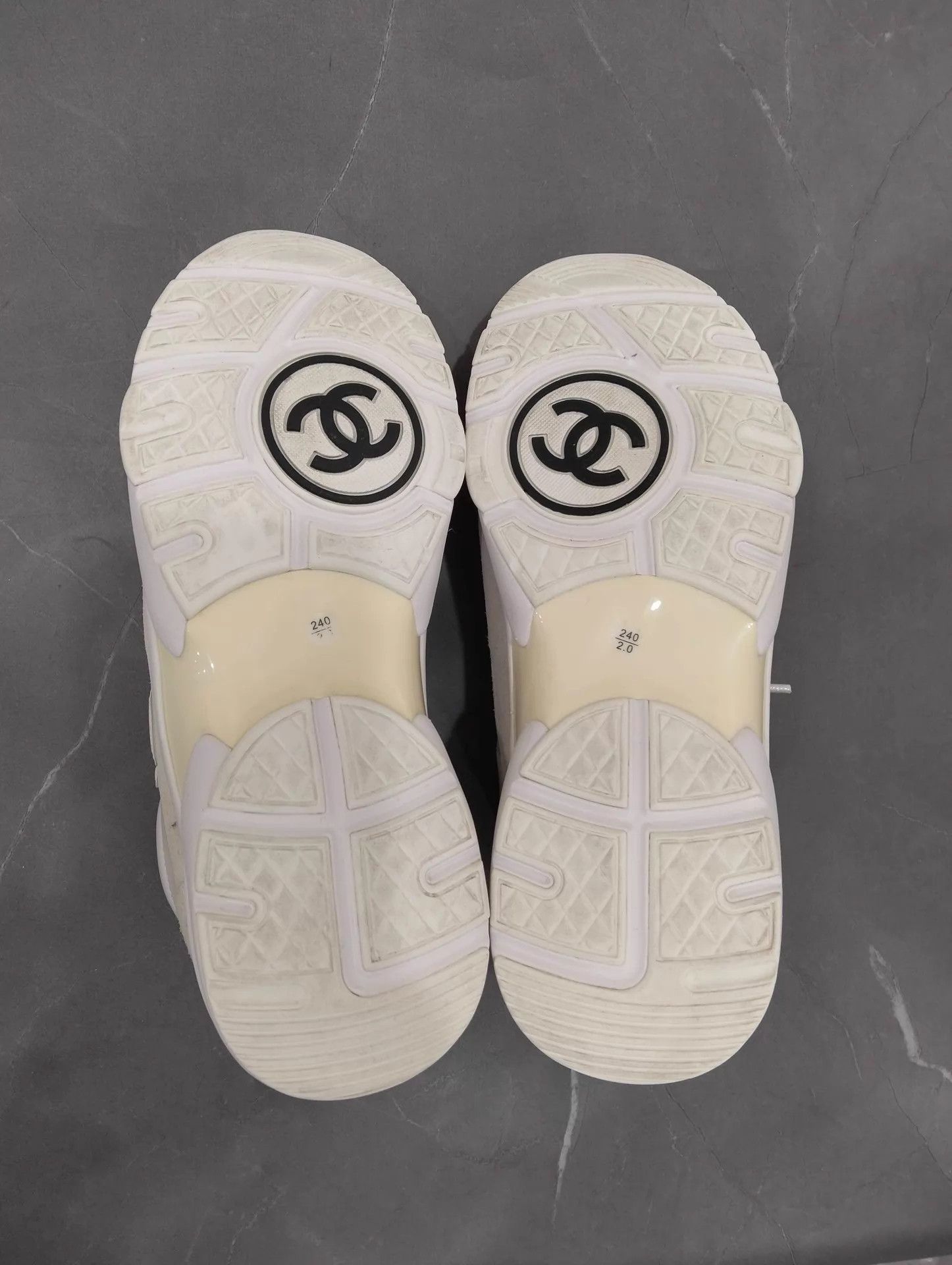 Chanel CHANEL White 95 New Sneaker Size 38 Size US 7.5 / IT 37.5 - 6 Thumbnail