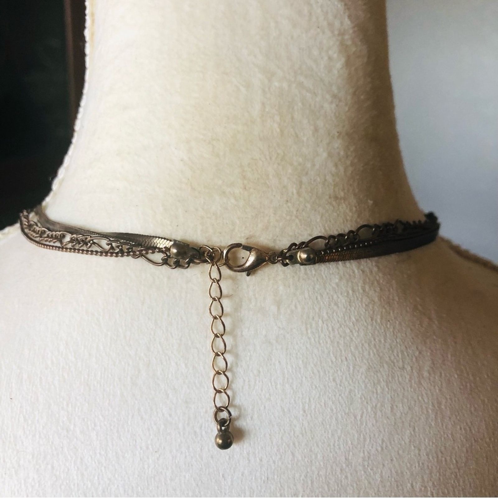 Vintage Vintage triple strand brass chain necklace Size ONE SIZE - 7 Thumbnail