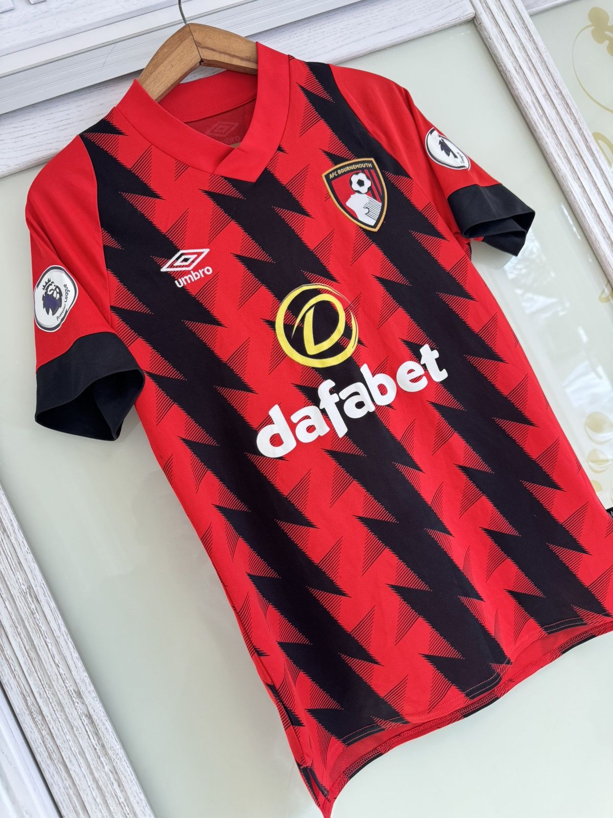 Umbro Bournemouth 2022-2023 Home Soccer Jersey Football Shirt Kit Size US S / EU 44-46 / 1 - 4 Thumbnail