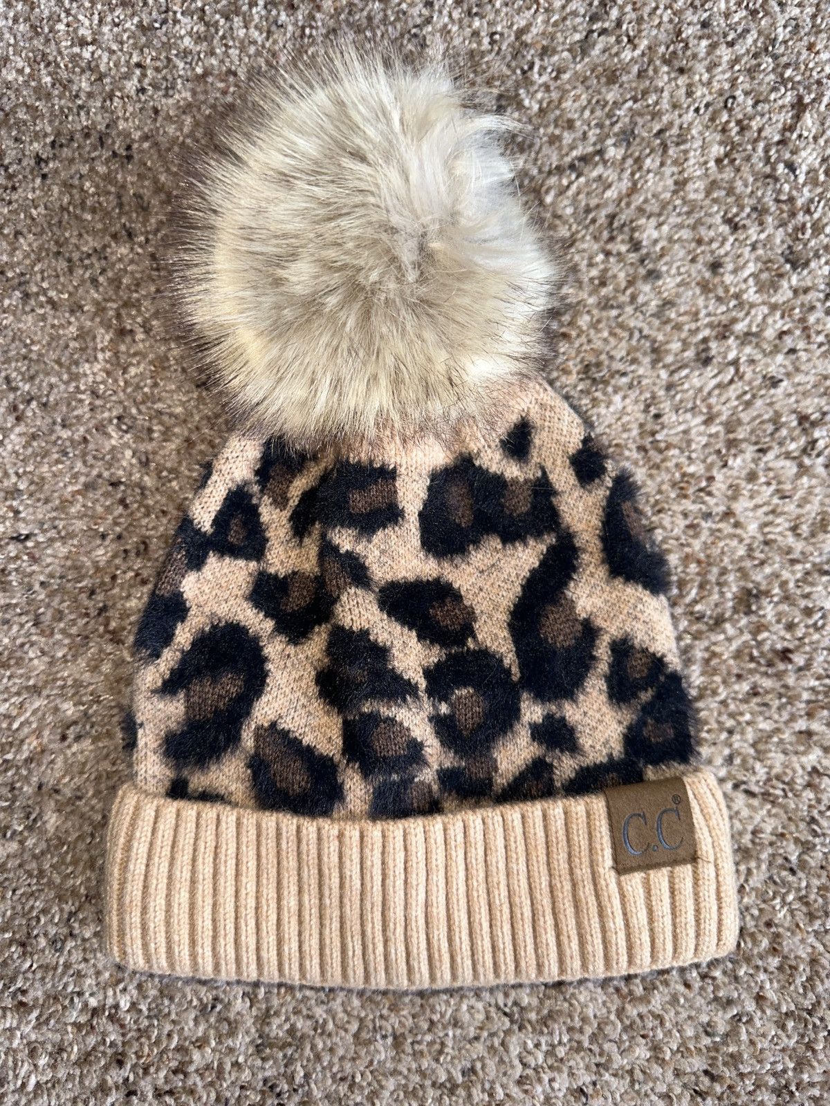 Other Adorable New Hat Never Worn! Size ONE SIZE - 1 Thumbnail