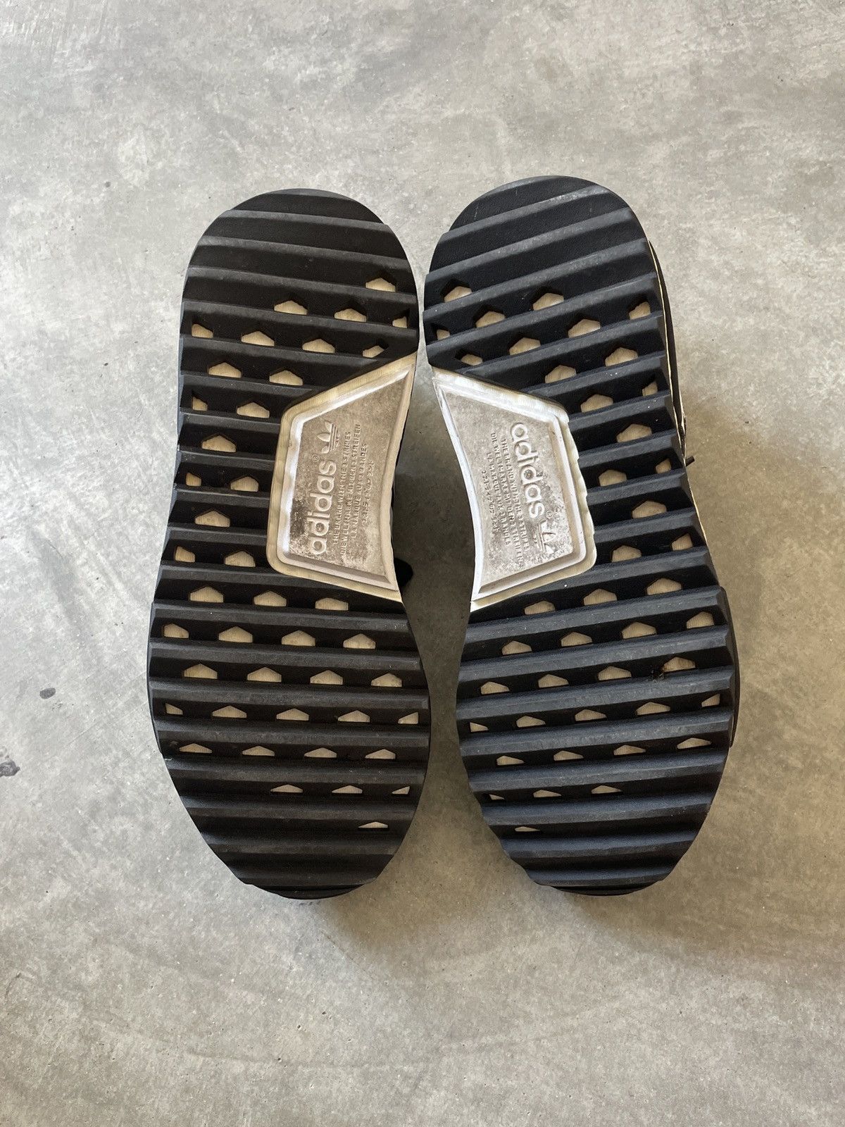 Adidas × White Mountaineering Adidas x White Mountaineering NMD Size US 9.5 / EU 42-43 - 6 Thumbnail
