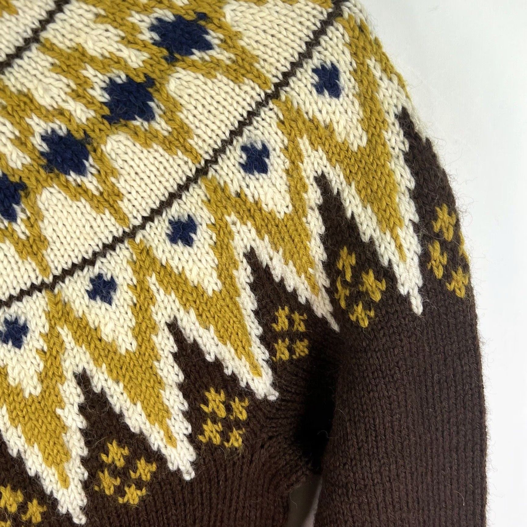 Vintage Vintage Maurtua Scandinavian Wool Sweater M Adult Brown Fair Isle Knitted Pullover 80s Winter Cold Weather Size M / US 6-8 / IT 42-44 - 2 Thumbnail